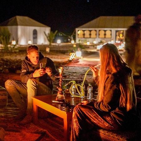 The White Camp - Your Merzouga Luxury Desert Camp & Erg Chebbi Dunes Camel Riding Exterior photo
