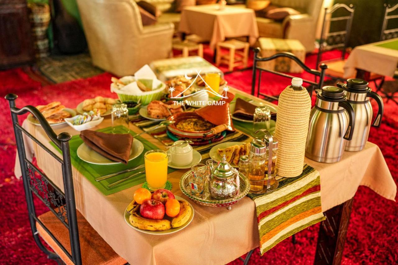 The White Camp - Your Merzouga Luxury Desert Camp & Erg Chebbi Dunes Camel Riding Exterior photo