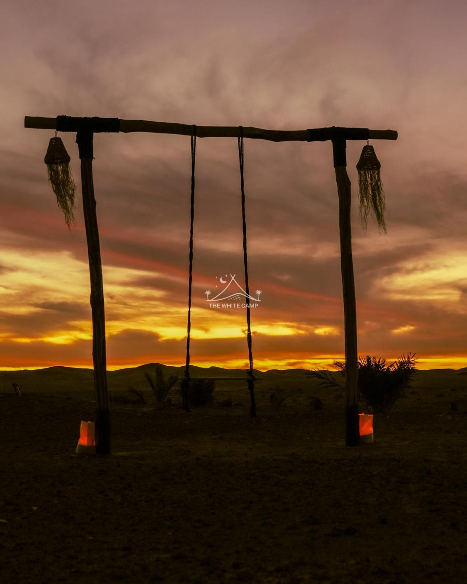 The White Camp - Your Merzouga Luxury Desert Camp & Erg Chebbi Dunes Camel Riding Exterior photo